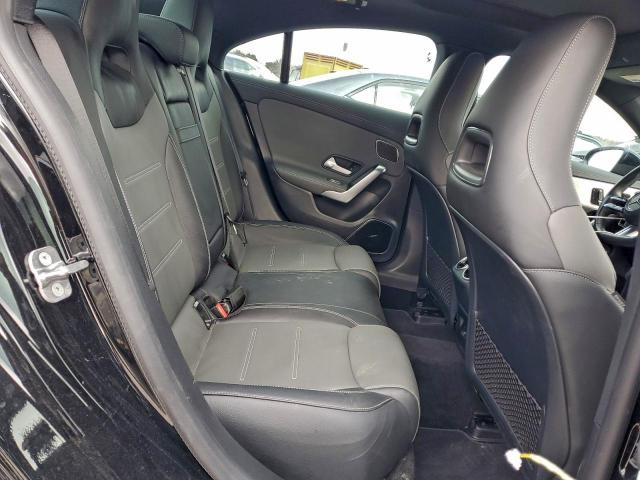 Mercedes-Benz Cla-class 250 4matic Image 7