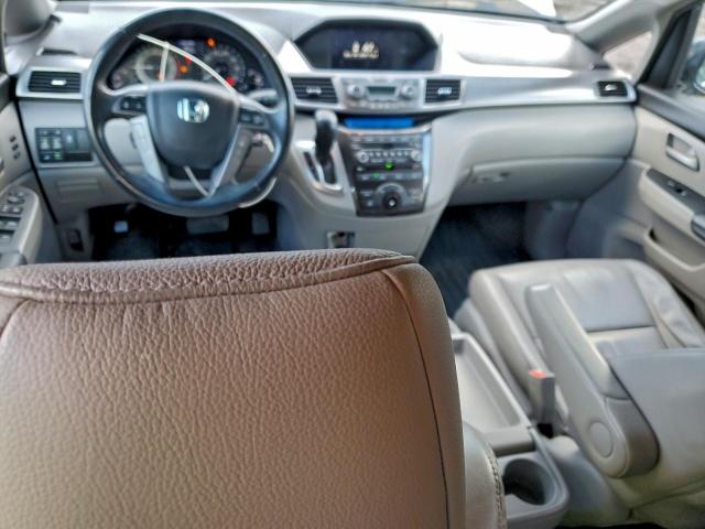 Honda Odyssey Touring Image 7