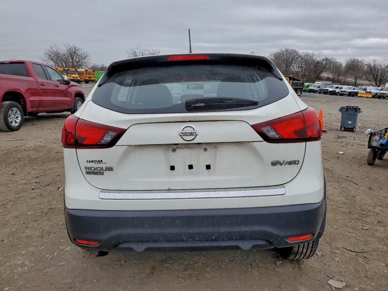 Nissan Rogue S Image 5