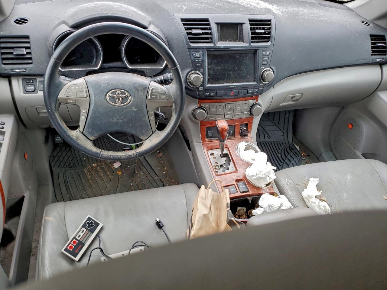 Toyota Highlander Limited Image 4