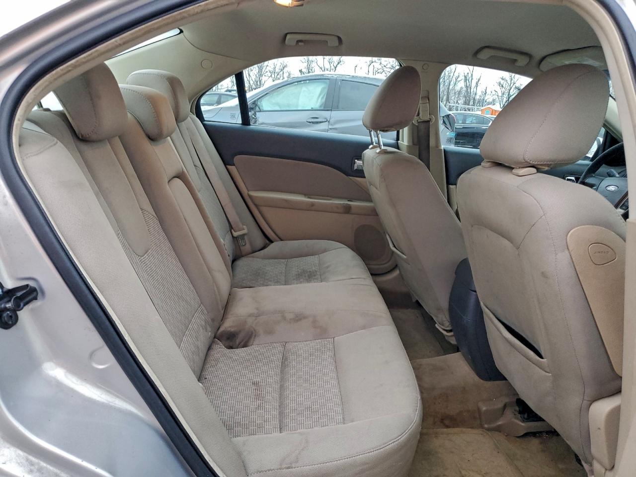 Ford Fusion Se Image 4