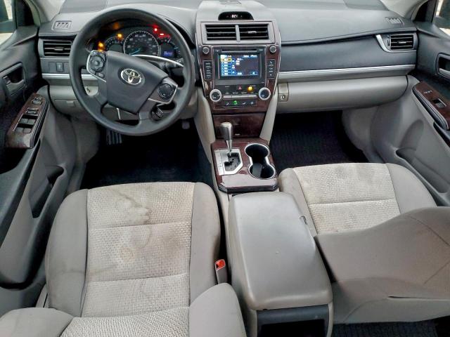 Toyota Camry Base Image 10