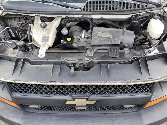 Chevrolet Express Image 11