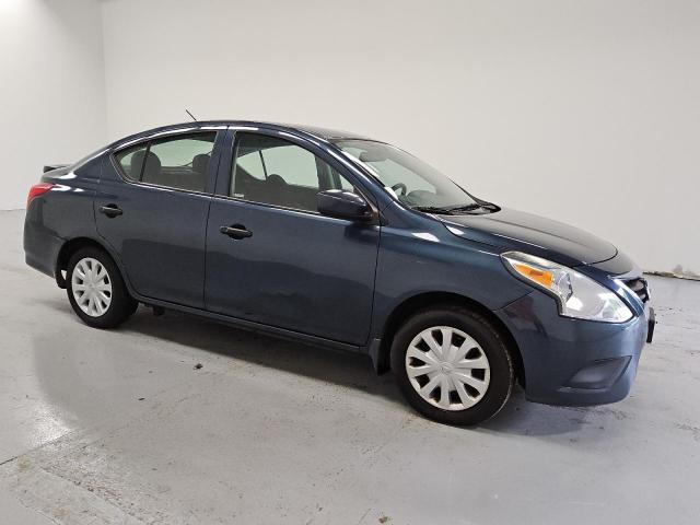 Nissan Versa S Image 5