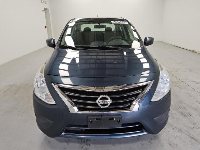 Nissan Versa S Image 4