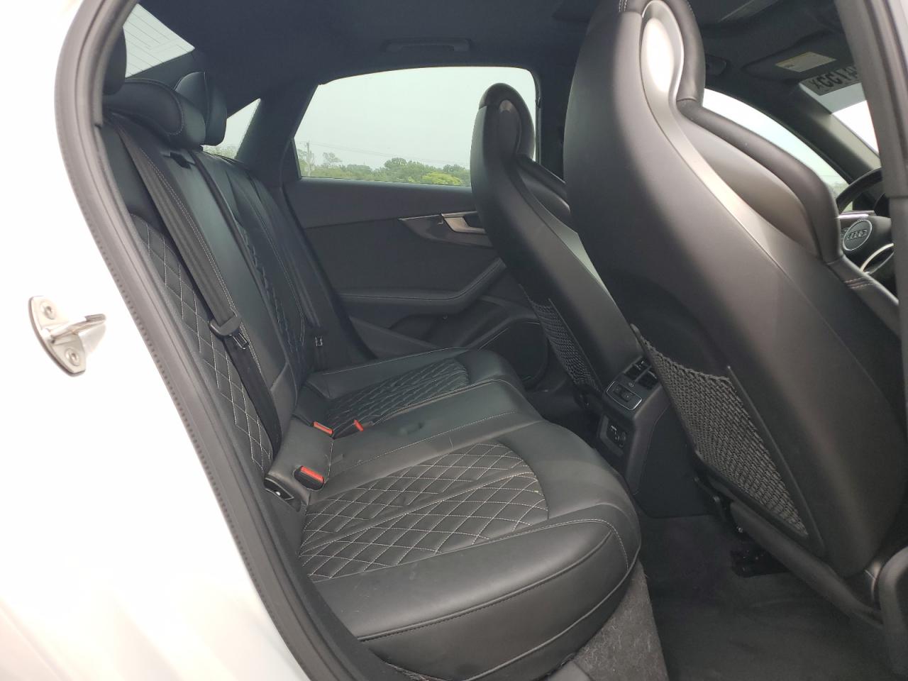 Audi S4 Premium Plus Image 12