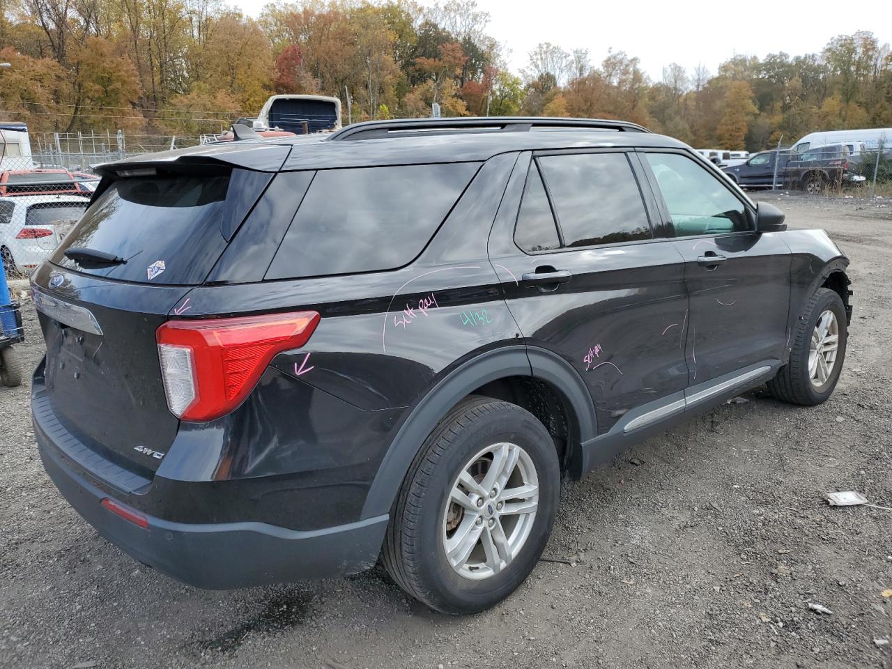 Ford Explorer Xlt Image 2