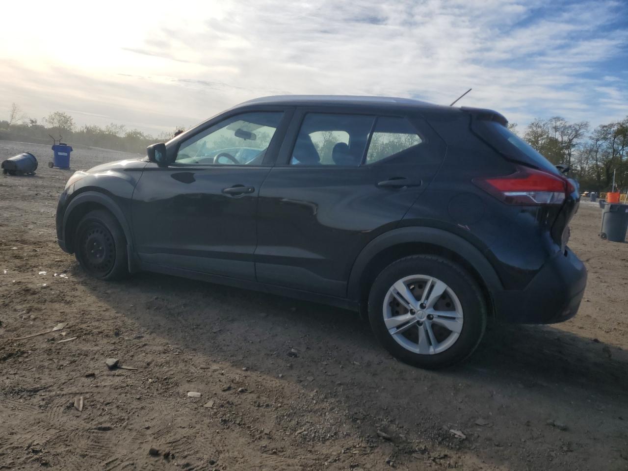 Nissan Kicks S Image 8