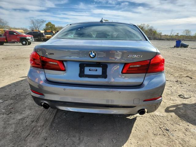 BMW 5 Series Xi Image 11