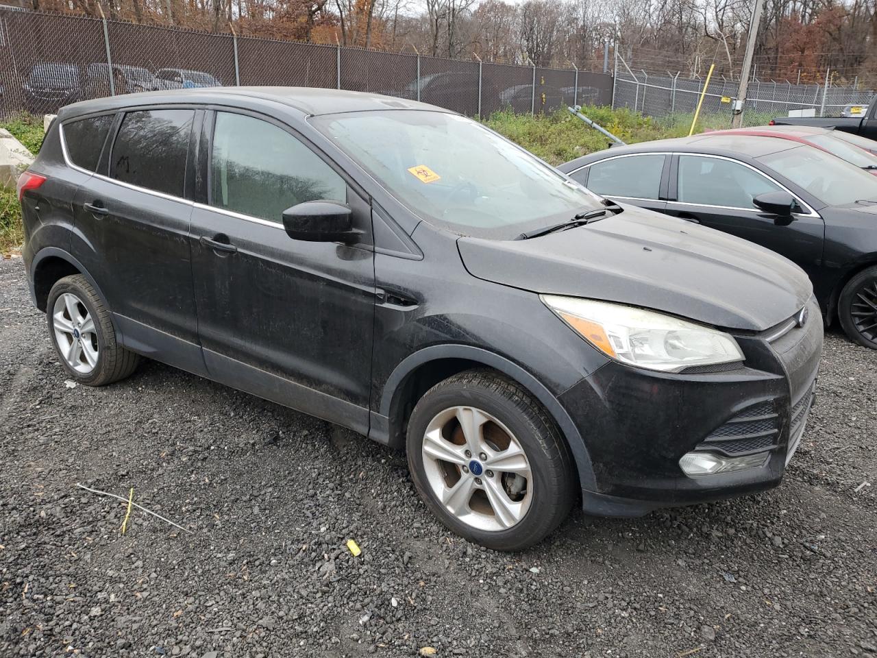 Ford Escape Se Image 3