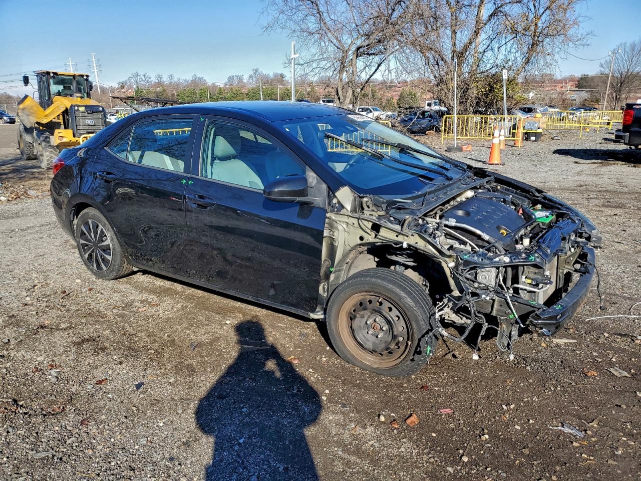 Toyota Corolla L Image 6