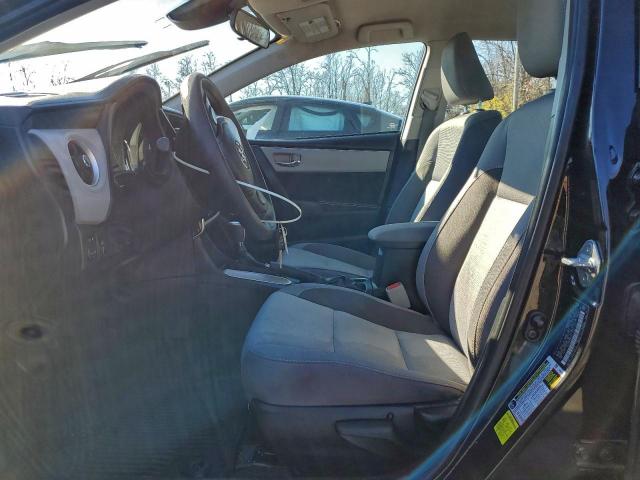 Toyota Corolla L Image 9