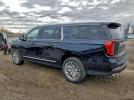 GMC Yukon Denali Image 12