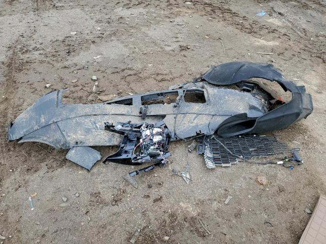 GMC Yukon Denali Image 5