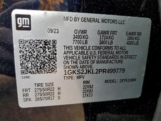 GMC Yukon Denali Image 2