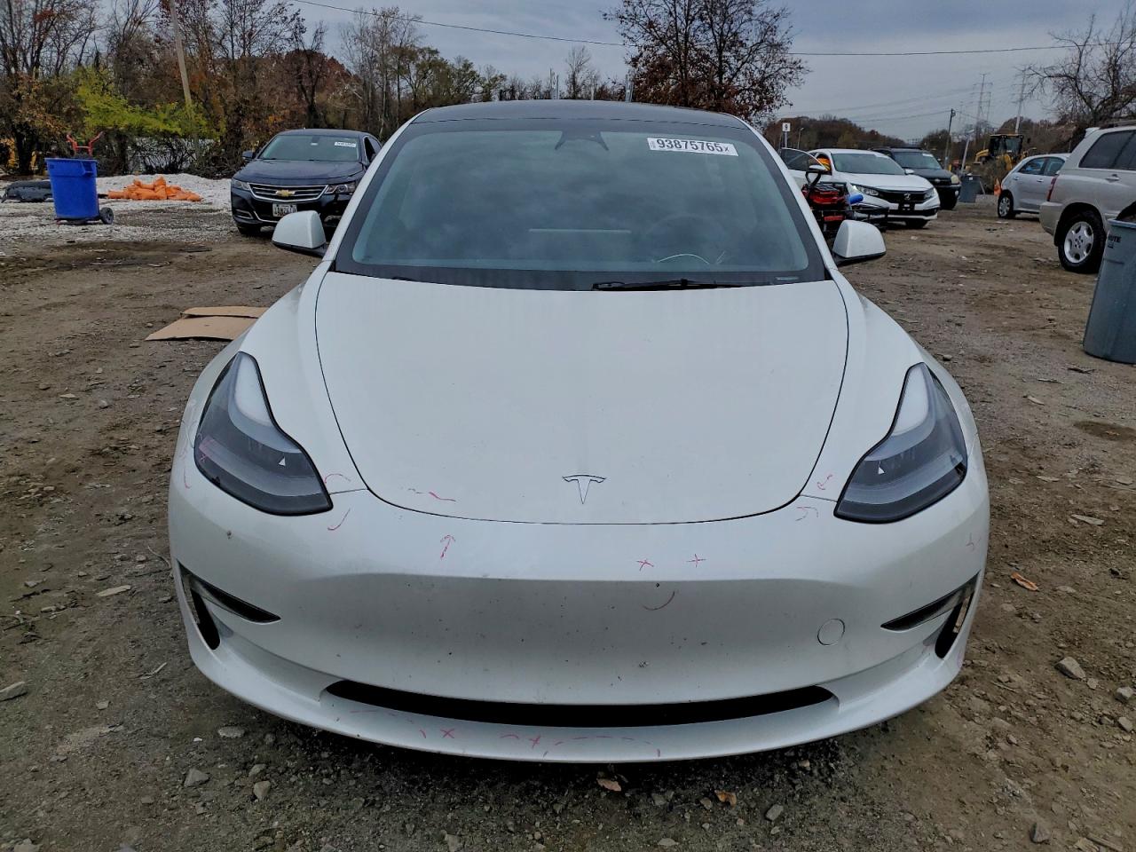 Tesla Model 3 Image 7