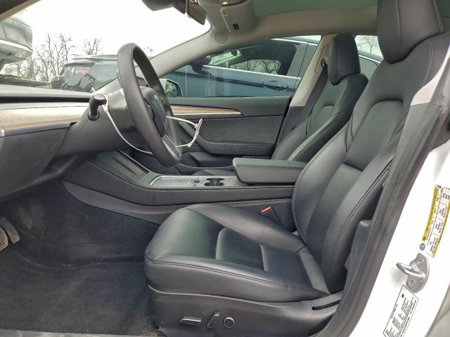 Tesla Model 3 Image 6