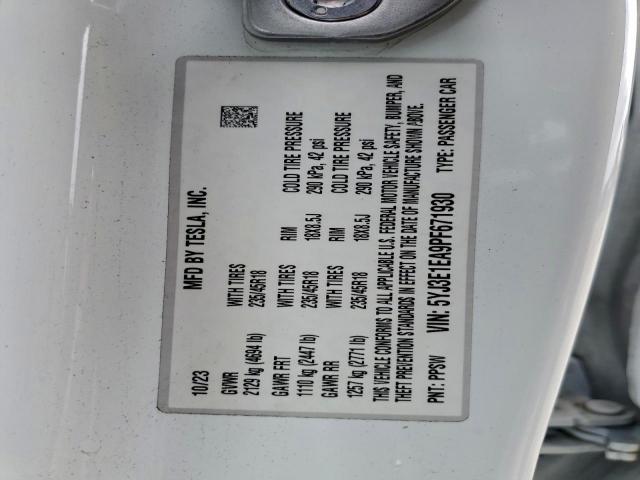 Tesla Model 3 Image 5