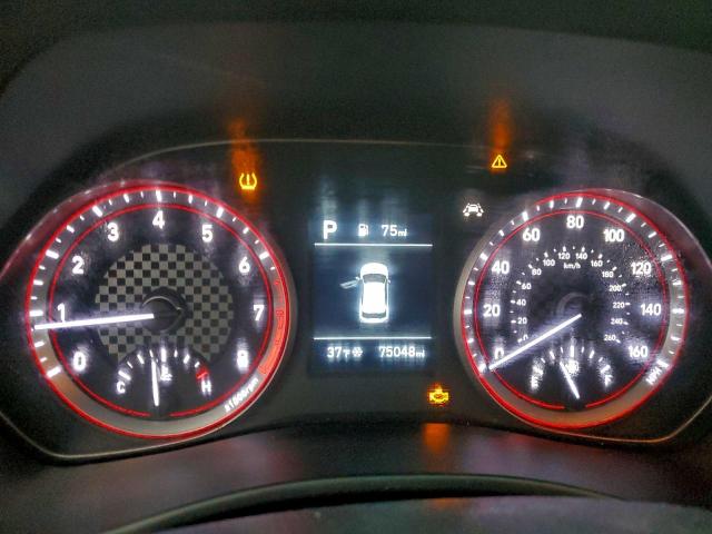 Hyundai VELOSTER Base Image 8