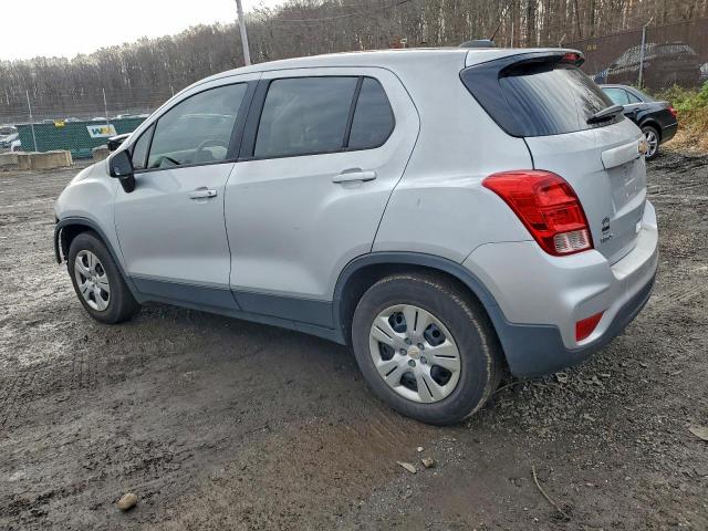 Chevrolet Trax Ls Image 3