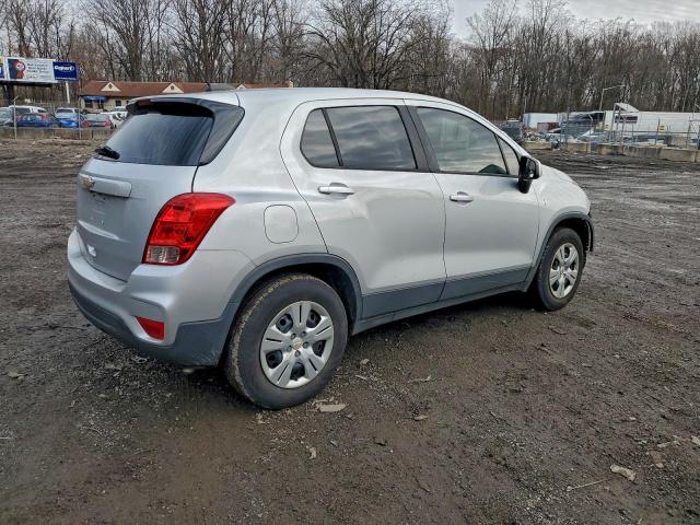 Chevrolet Trax Ls Image 7