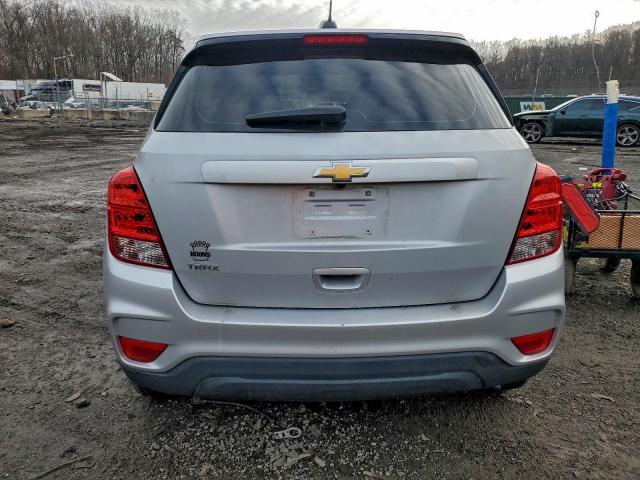 Chevrolet Trax Ls Image 11