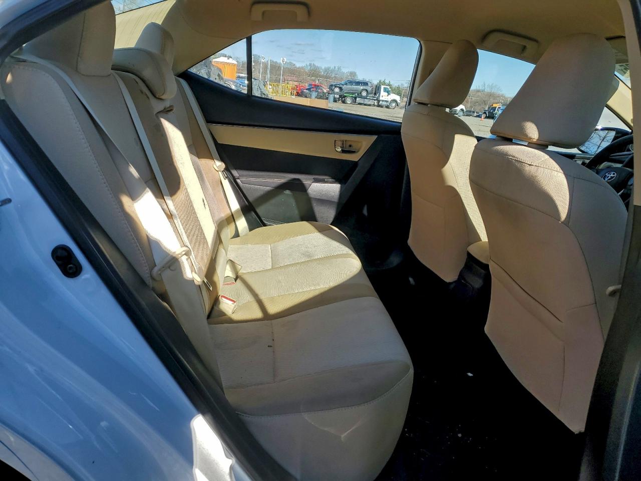 Toyota Corolla L Image 7