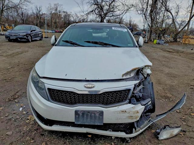 Kia Optima Ex Image 8