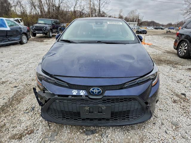 Toyota Corolla Le Image 8