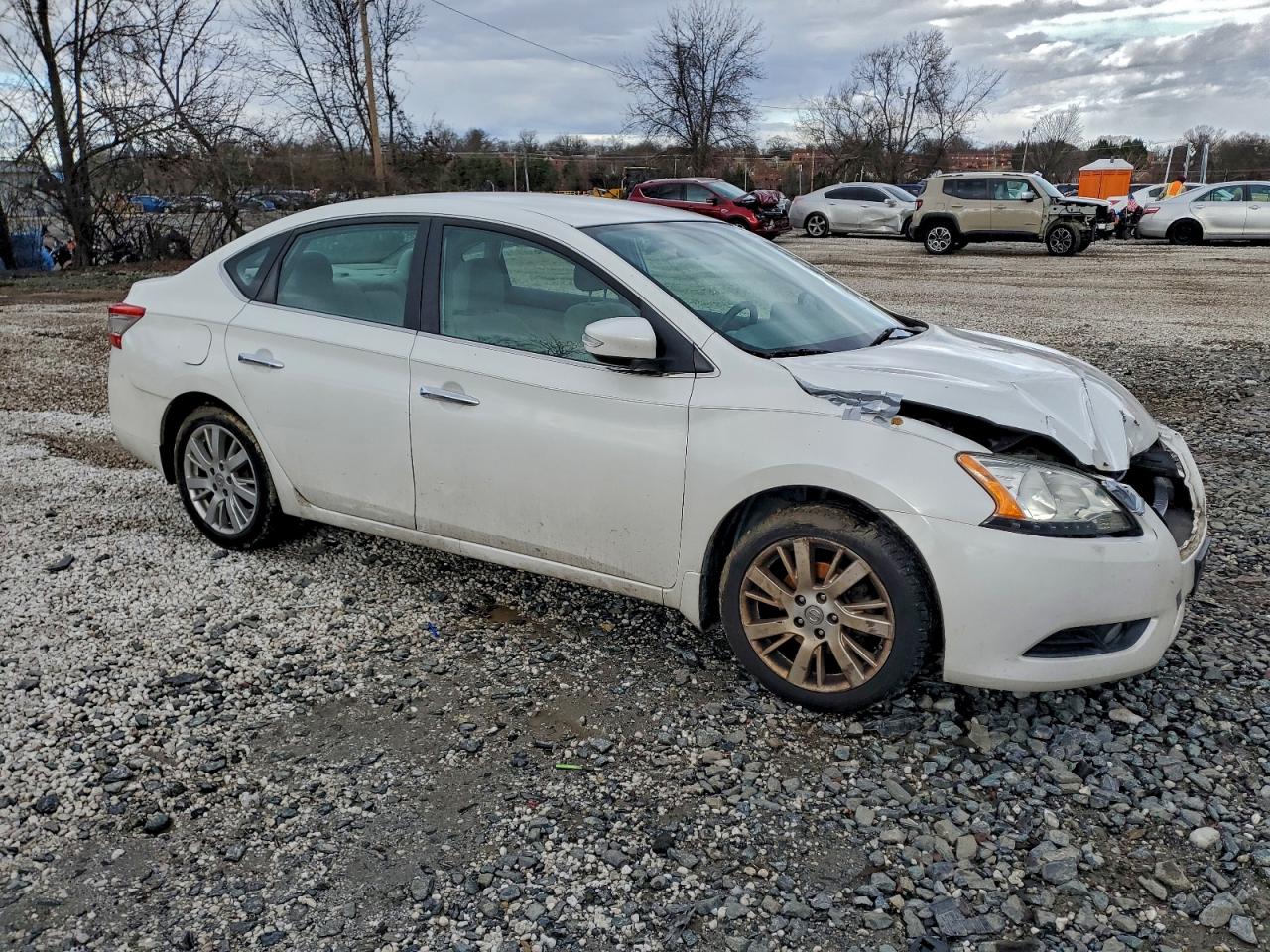 Nissan Sentra S Image 8