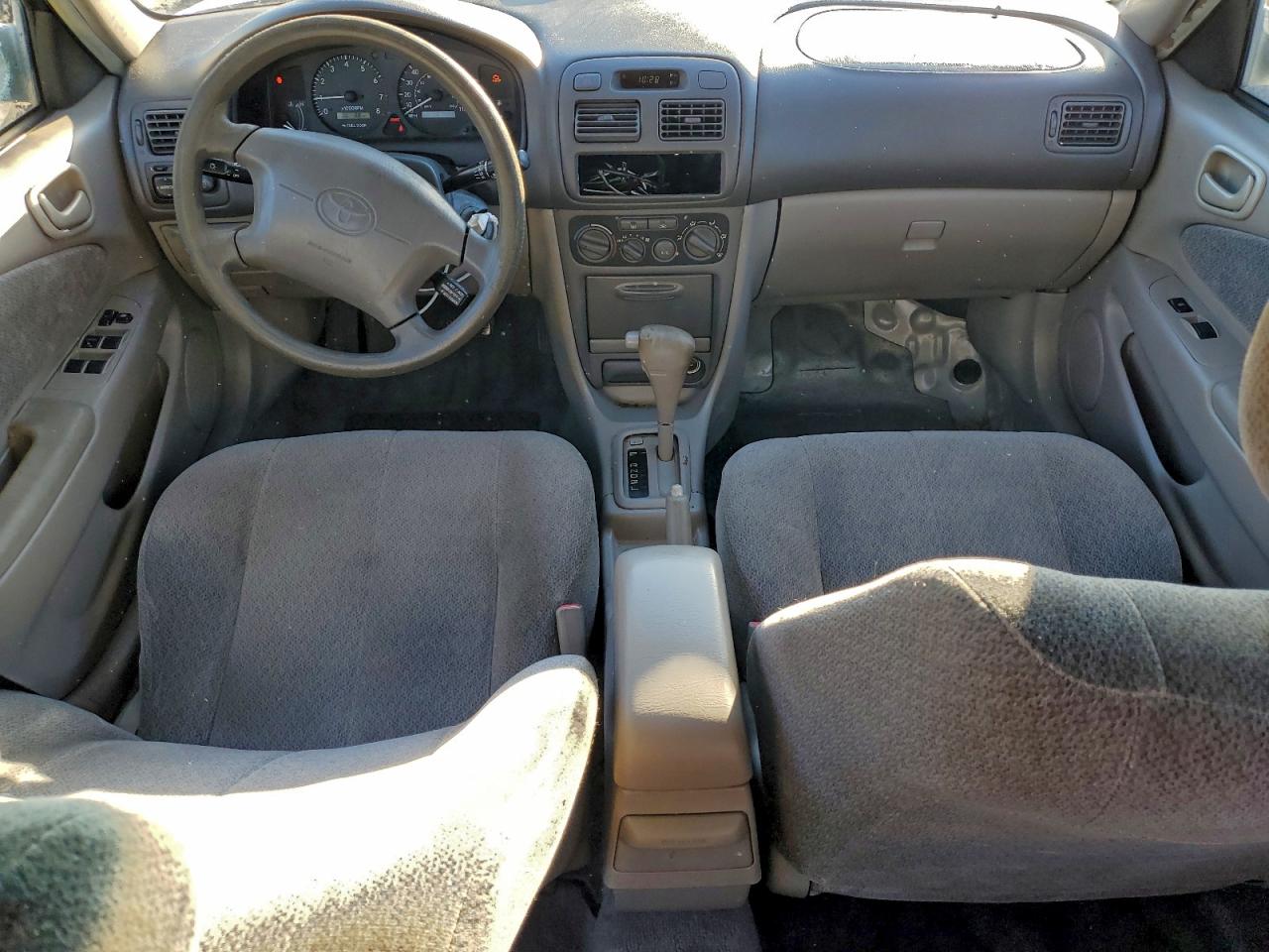 Toyota Corolla Ce Image 2