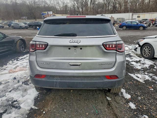 Jeep Compass Limited Image 9