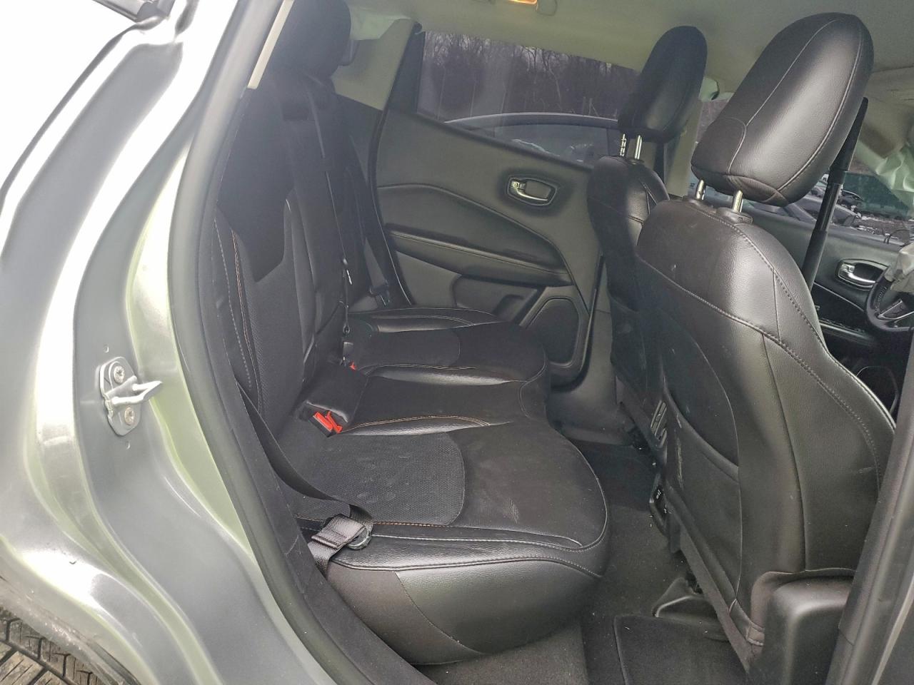 Jeep Compass Limited Image 11