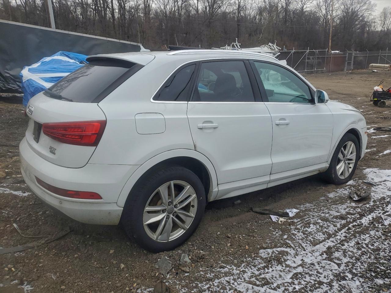 Audi Q3 Premium Plus Image 11
