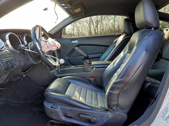 Ford Mustang Gt Image 4