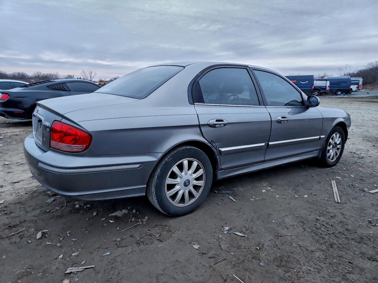 Hyundai SONATA Gls Image 3