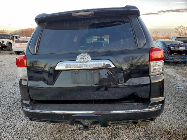 Toyota 4Runner Sr5 Image 4