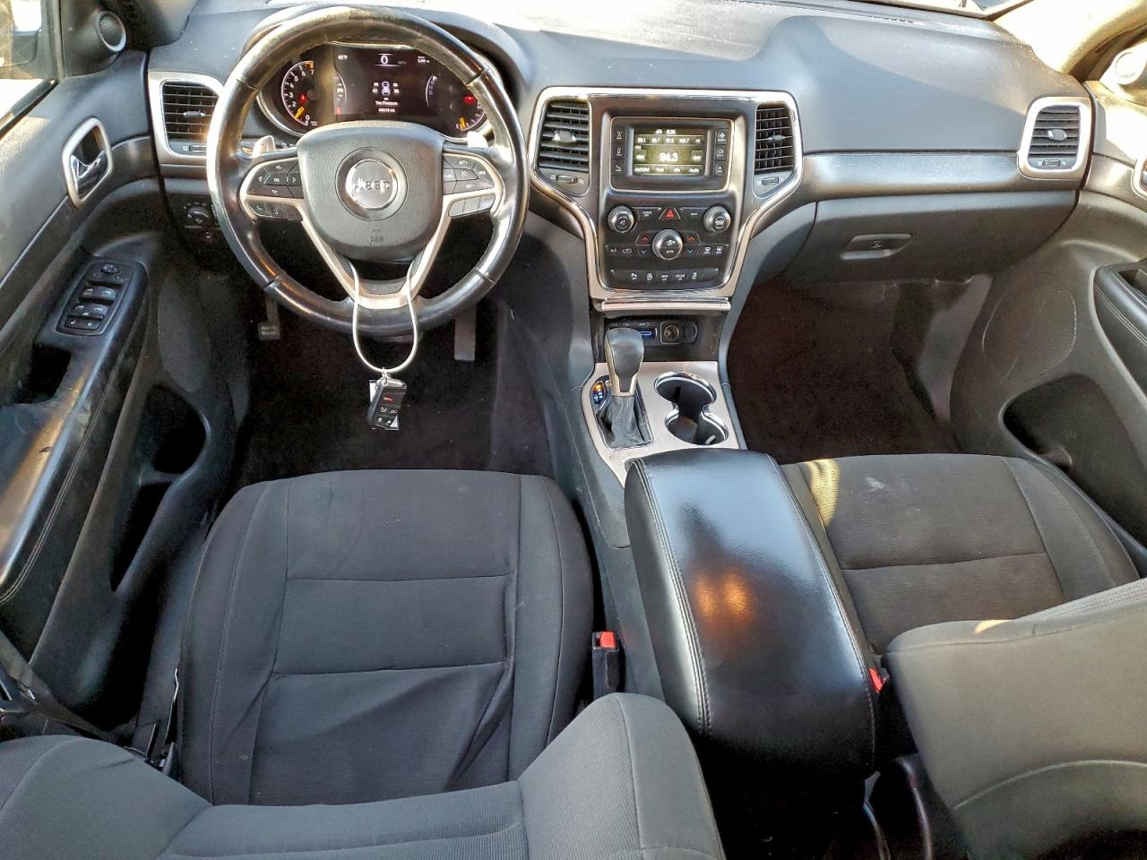 Jeep Grand Cherokee Laredo Image 13