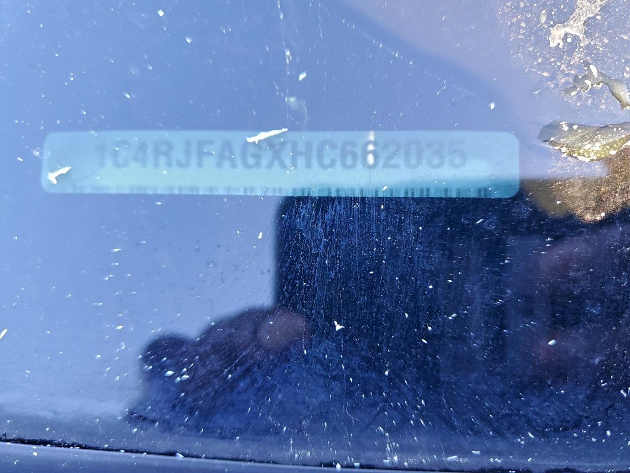 Jeep Grand Cherokee Laredo Image 11