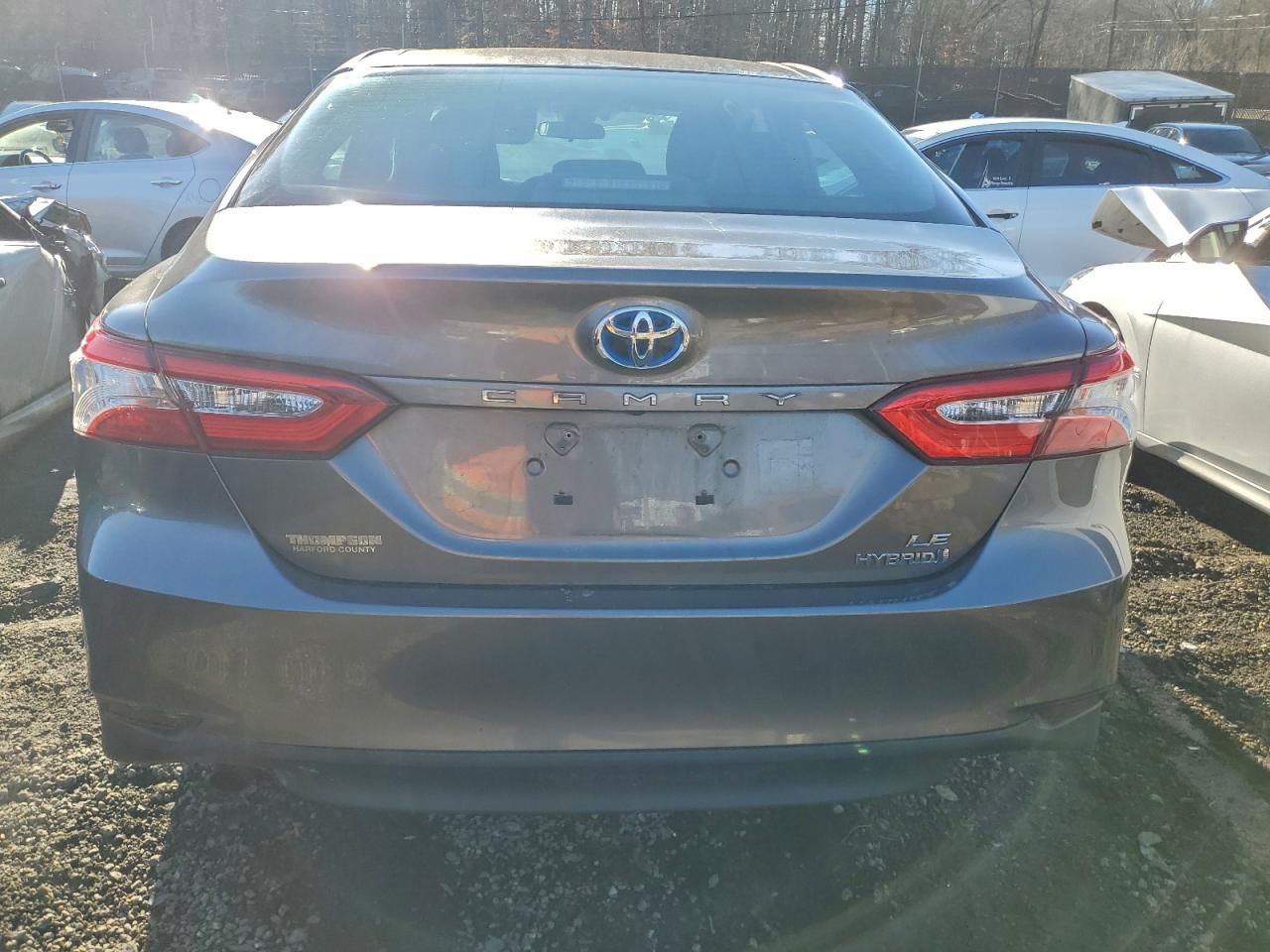 Toyota Camry Le Image 12