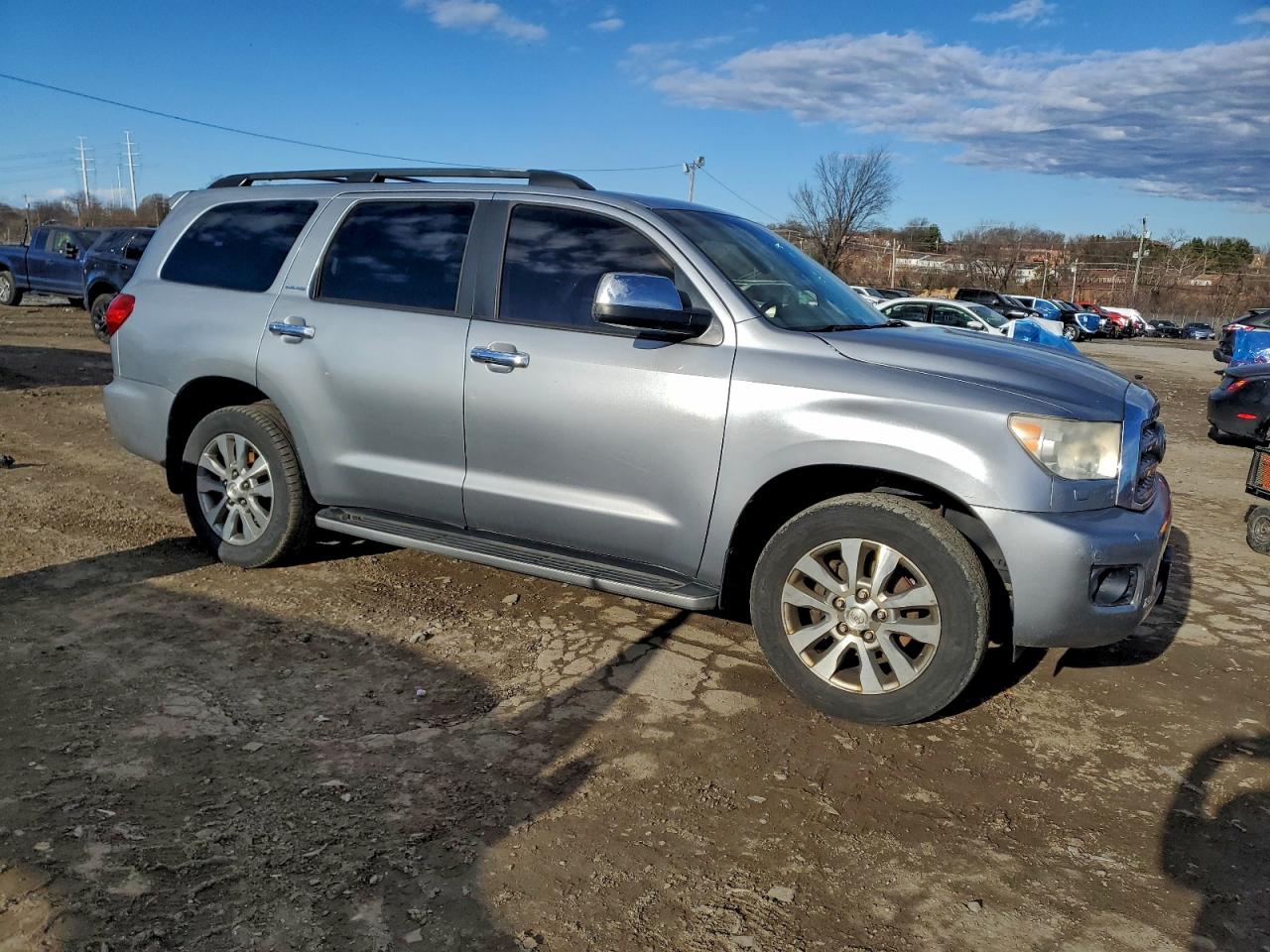 Toyota Sequoia Limited Image 2