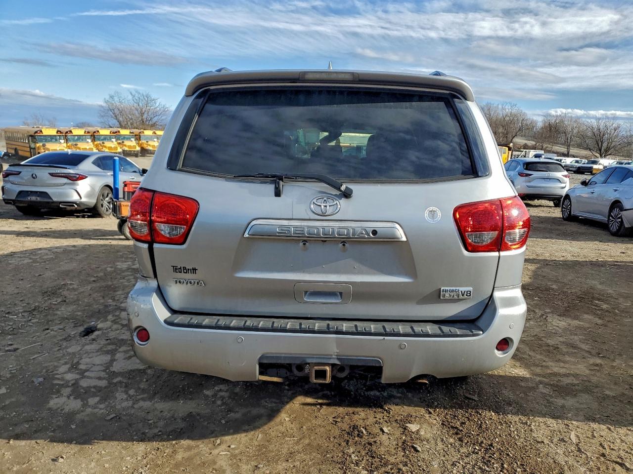 Toyota Sequoia Limited Image 4