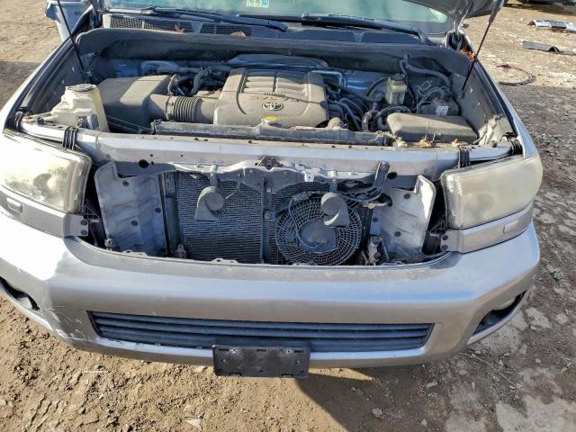 Toyota Sequoia Limited Image 7