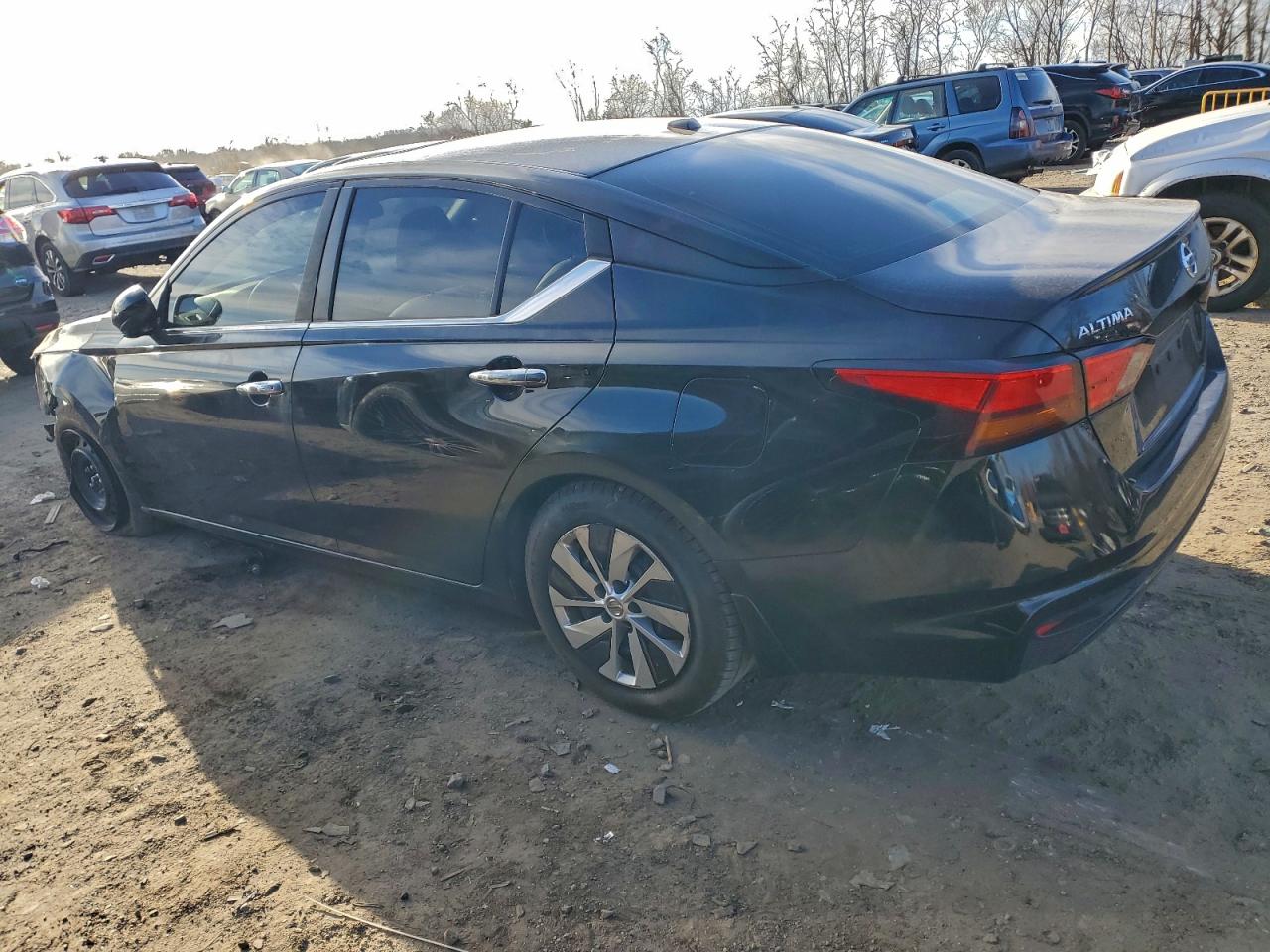 Nissan Altima S Image 13