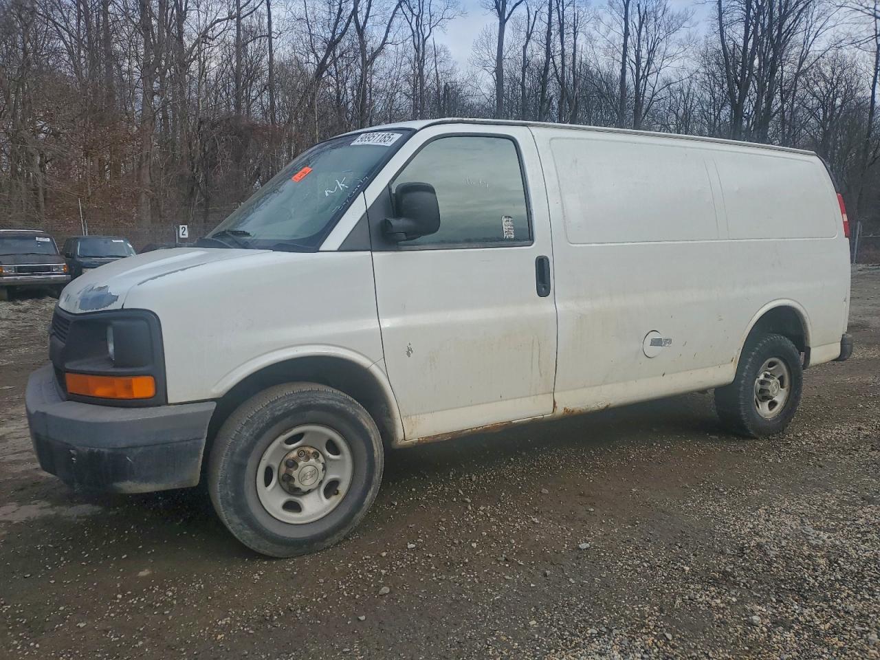 Chevrolet Express Image 1