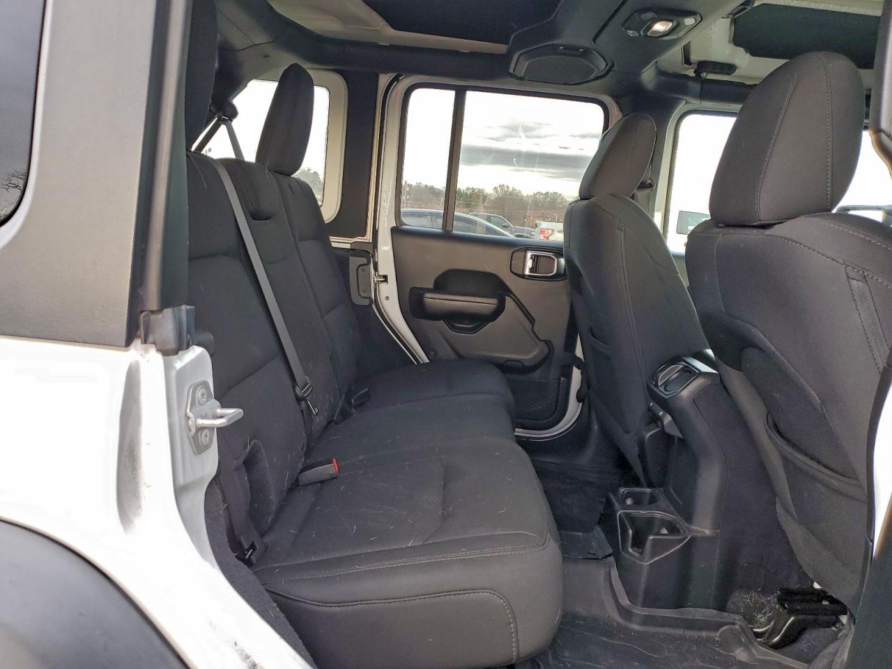 Jeep Wrangler Sport Image 2