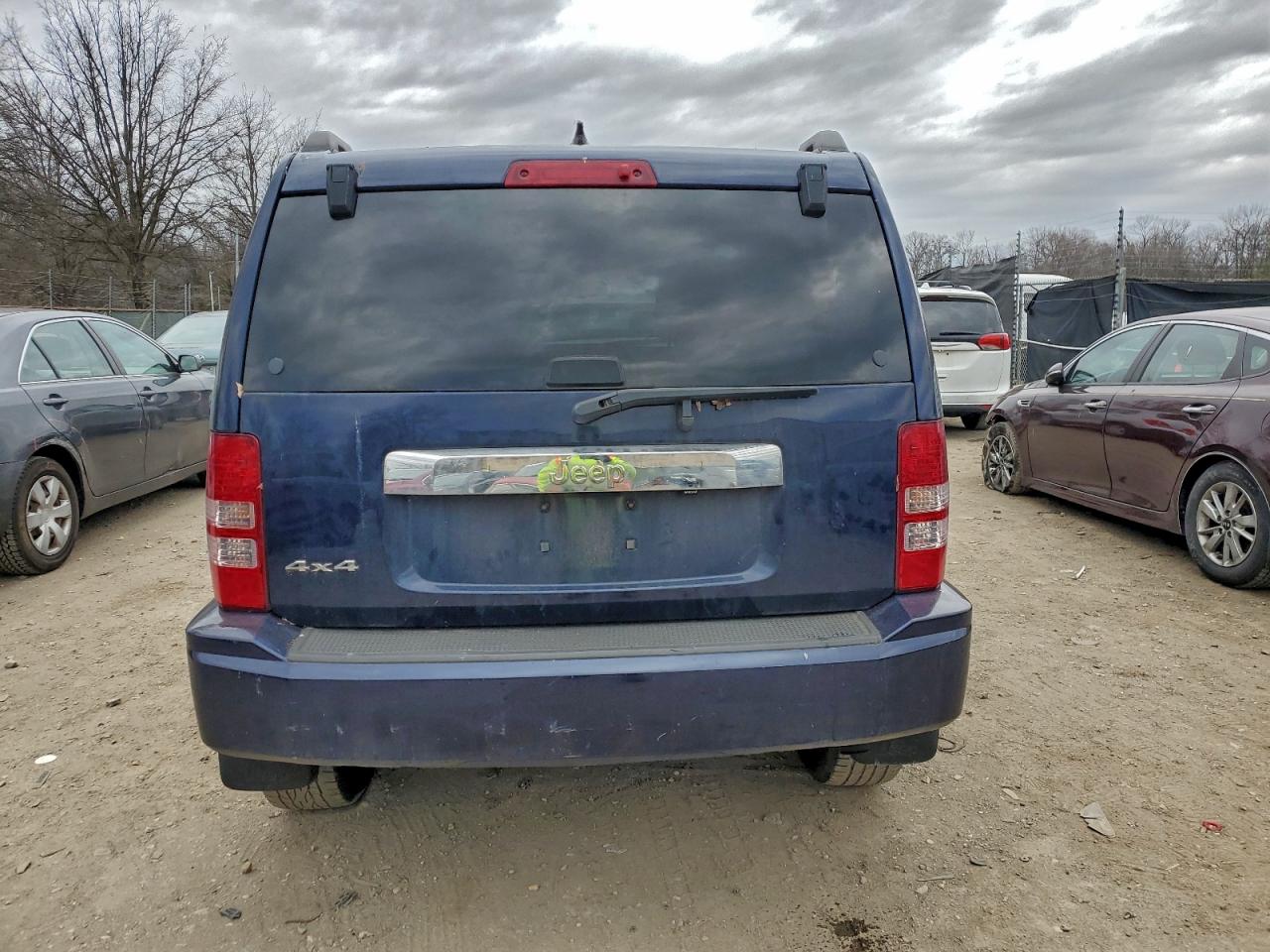 Jeep Liberty Sport Image 12