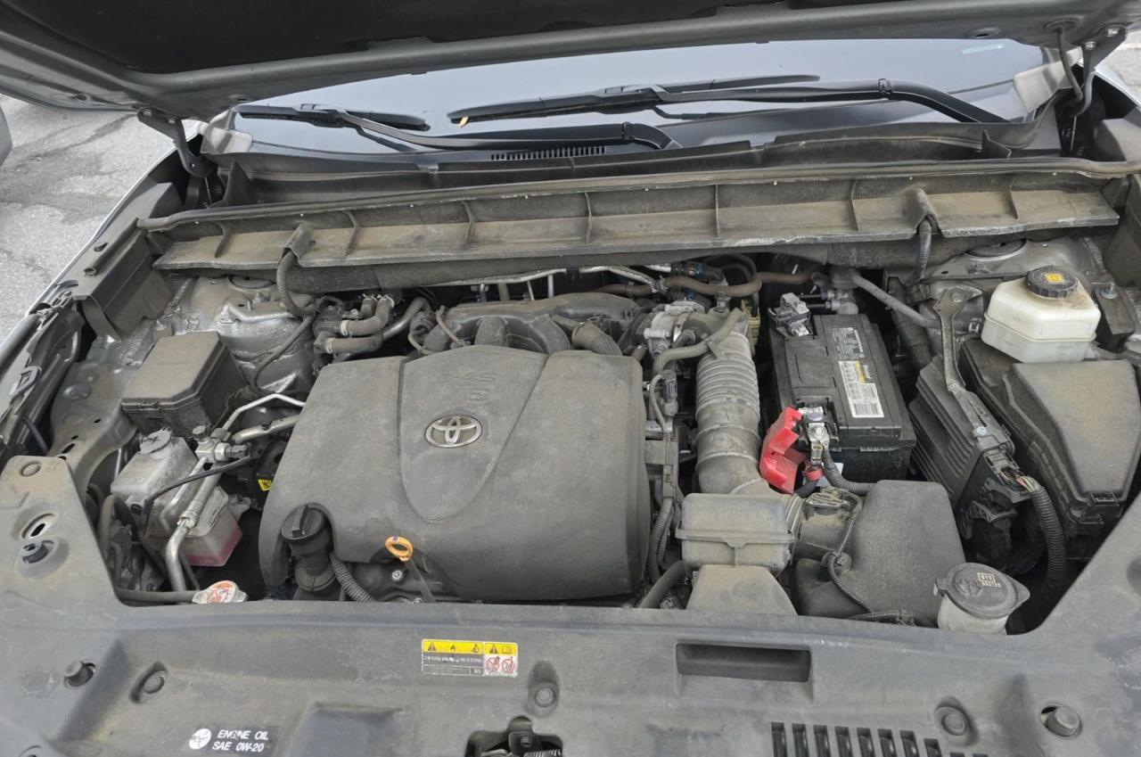 Toyota Highlander Xse Image 11