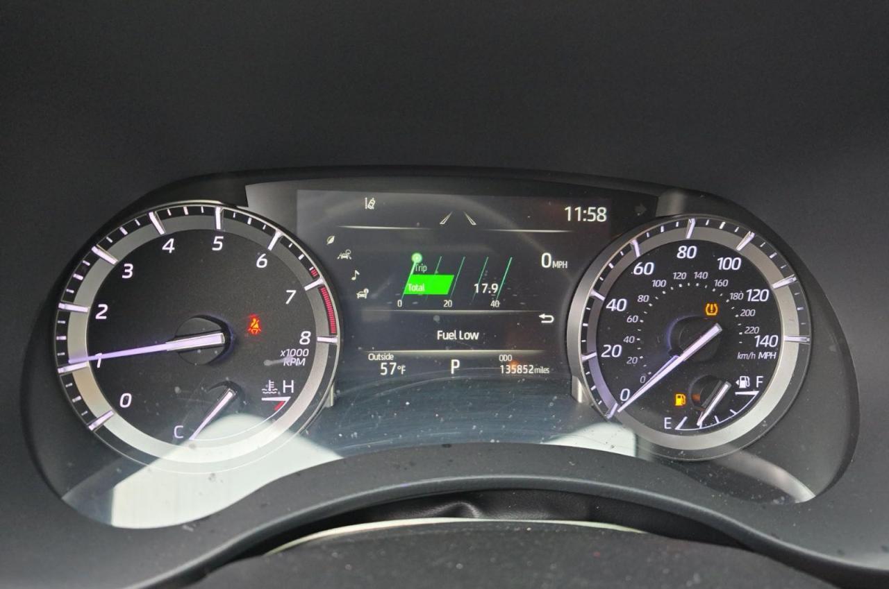 Toyota Highlander Xse Image 14