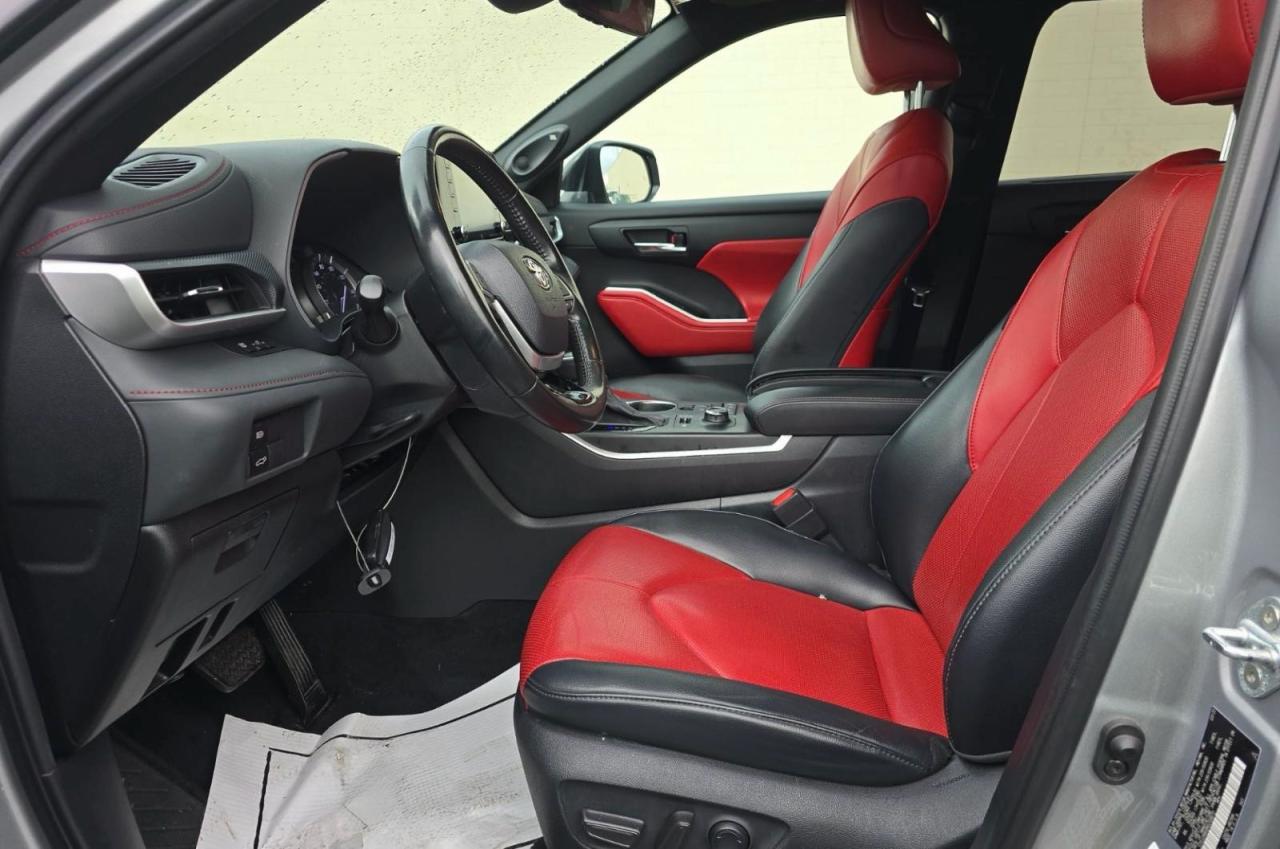 Toyota Highlander Xse Image 8